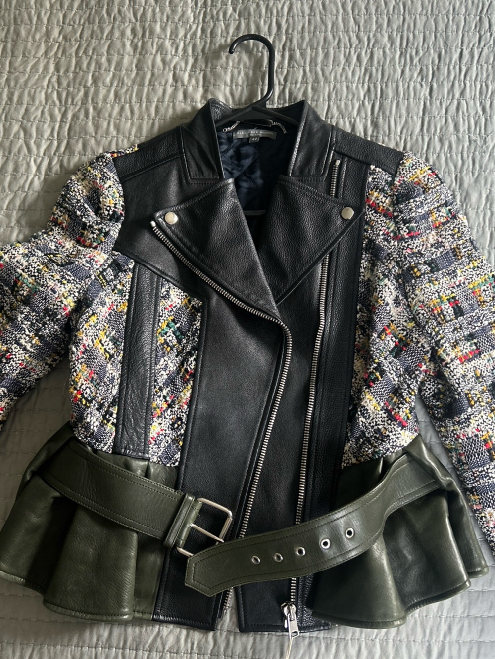 Alexander McQueen Black olive green. Leather Jacket with tweed sleeves. Xs